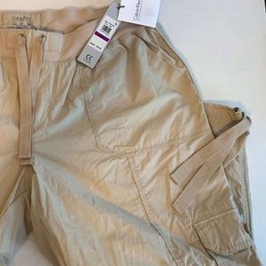NWT Calvin Klein COMFY Khakis XXL Light Capris $59